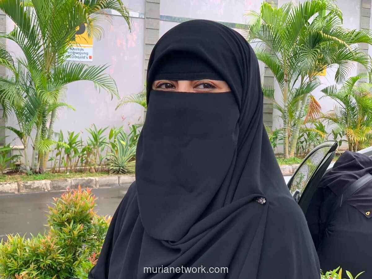 Umi Pipik: Tanpa Buka Cadar, Mawa Tetap Dilirik Banyak Brand