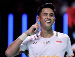Alwi Farhan Hancurkan Lawan, Buktikan Kelasnya di Final Indonesia Masters