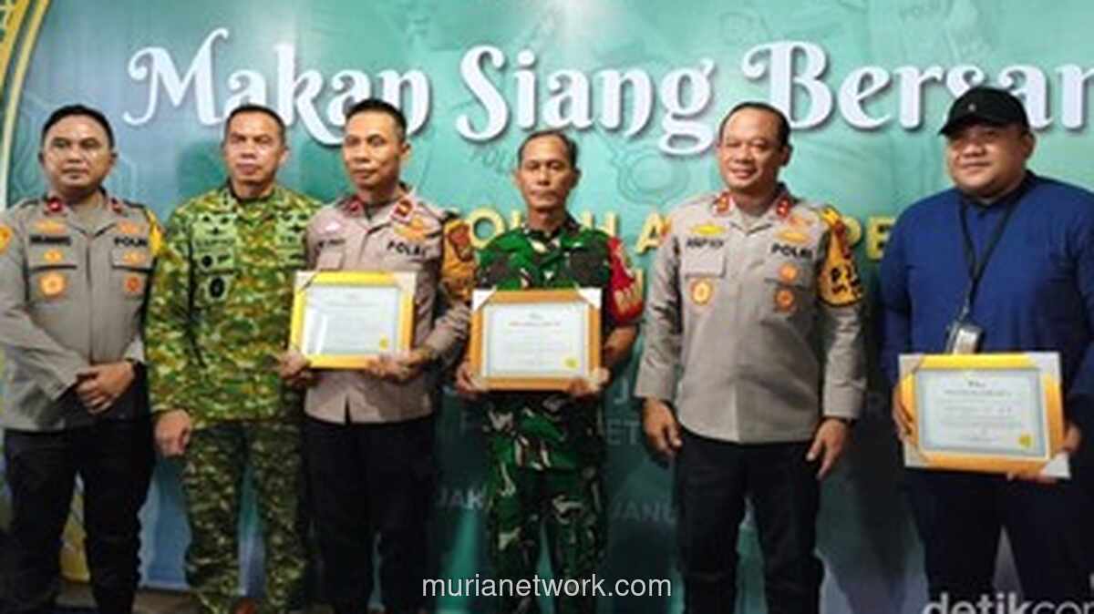 Kapolda Metro Jaya Apresiasi Bhabinkamtibmas yang Gulirkan Sekolah untuk Anak Putus Sekolah