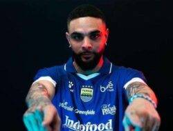 Layvin Kurzawa Resmi Gabung Persib, Bek Eks PSG Itu Pilih Petualangan Baru di Bandung