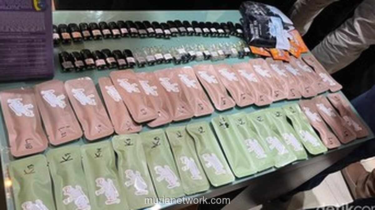 Vape dan Happy Water Beracun Digerebek BNN di Apartemen Mewah Ancol