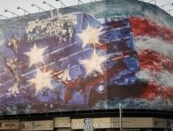 Mural di Teheran: Jika Menebar Angin, AS Akan Menuai Badai