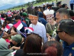 Gibran Blak-blakan di UKSW: Jangan Ada Lagi Sekolah Berlantaikan Tanah di Papua