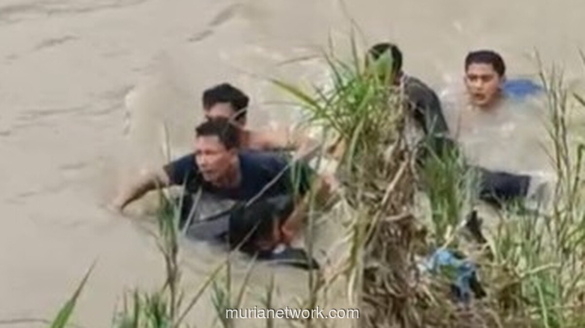 Satu Orang Hilang Usai Ban Karet Arung Jeram Terbalik di Sungai Bodri Kendal