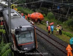 Truk Tertabrak Kereta Bandara, Layanan Commuter Line Tujuan Soekarno-Hatta Terganggu