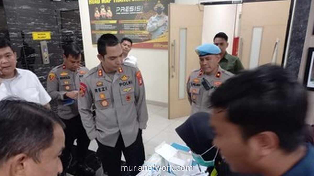 Tes Urine Dadakan di Polres Metro Jakbar, 77 Personel Dinyatakan Negatif Narkoba