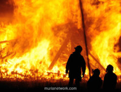 Rita Pasaraya Cilacap Ludes Dilahap Api, Puluhan Jam Belum Padam