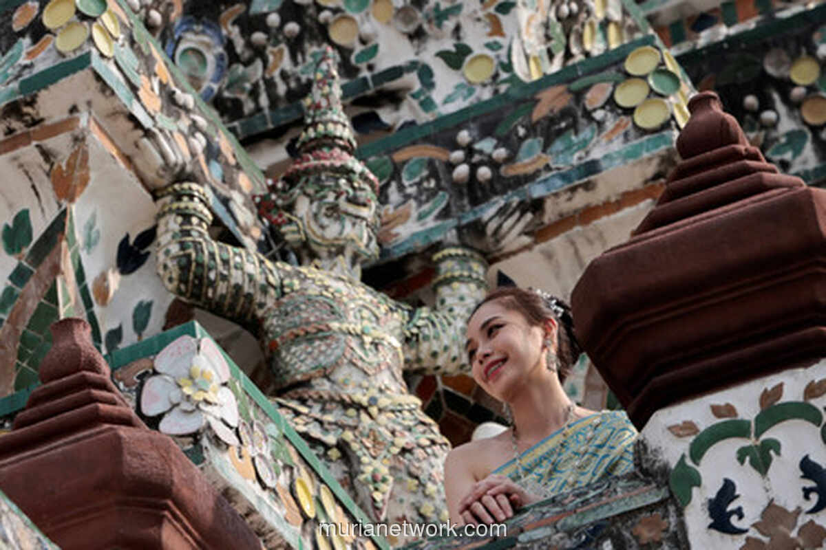 Di Balik Pantai dan Kuil: 5 Fakta Mengejutkan yang Membentuk Wajah Thailand