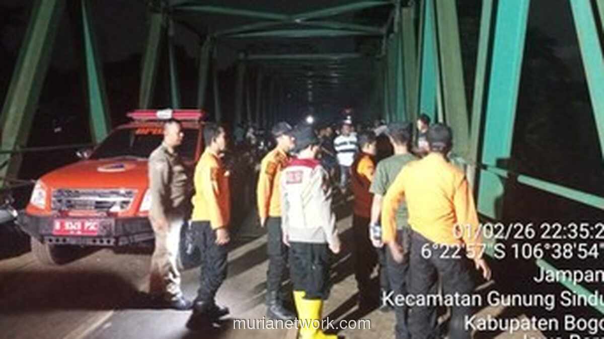 Pekerja Renovasi Jembatan Rumpin Hilang Tercebur ke Sungai Cisadane