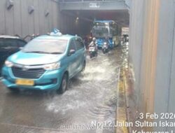 Underpass Simprug Kebayoran Tergenang, Lalu Lintas Tersendat
