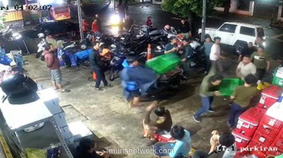 Tujuh Orang Tak Dikenal Serbu Karyawan Toko di Pasar Minggu Usai Insiden Tabrakan
