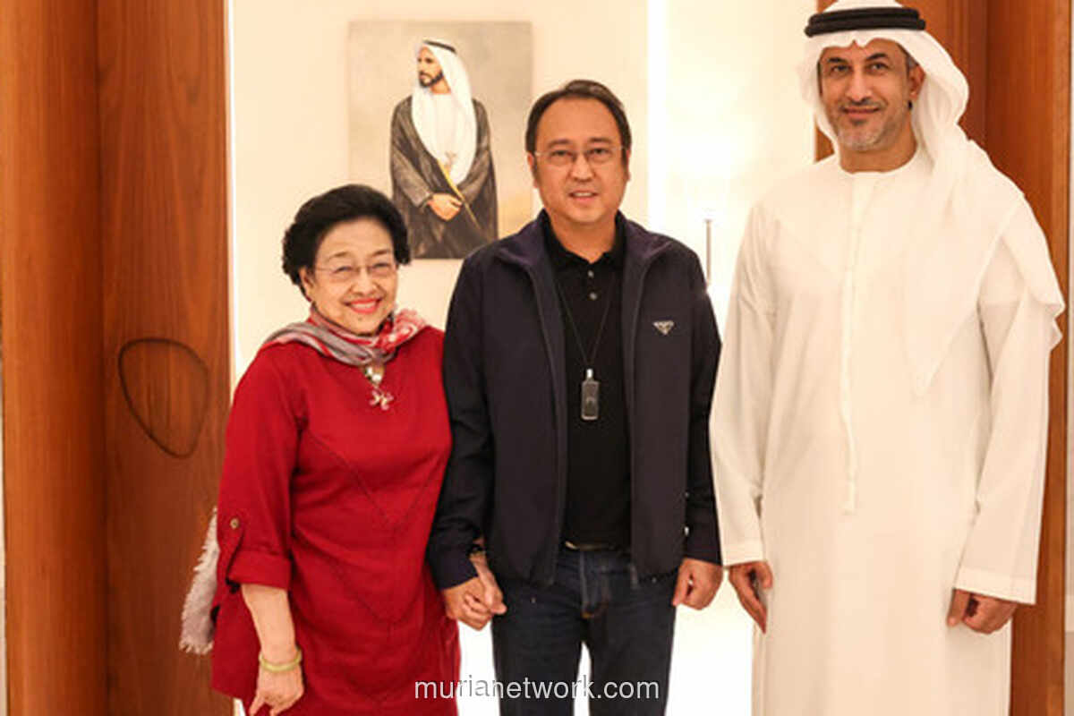 Megawati Hadiri Forum Kemanusiaan di Abu Dhabi, Didampingi Putra dan Rombongan PDIP