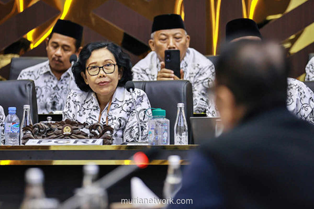 PGRI Protes: Mengapa Hanya Guru yang Dijuluki Honorer?