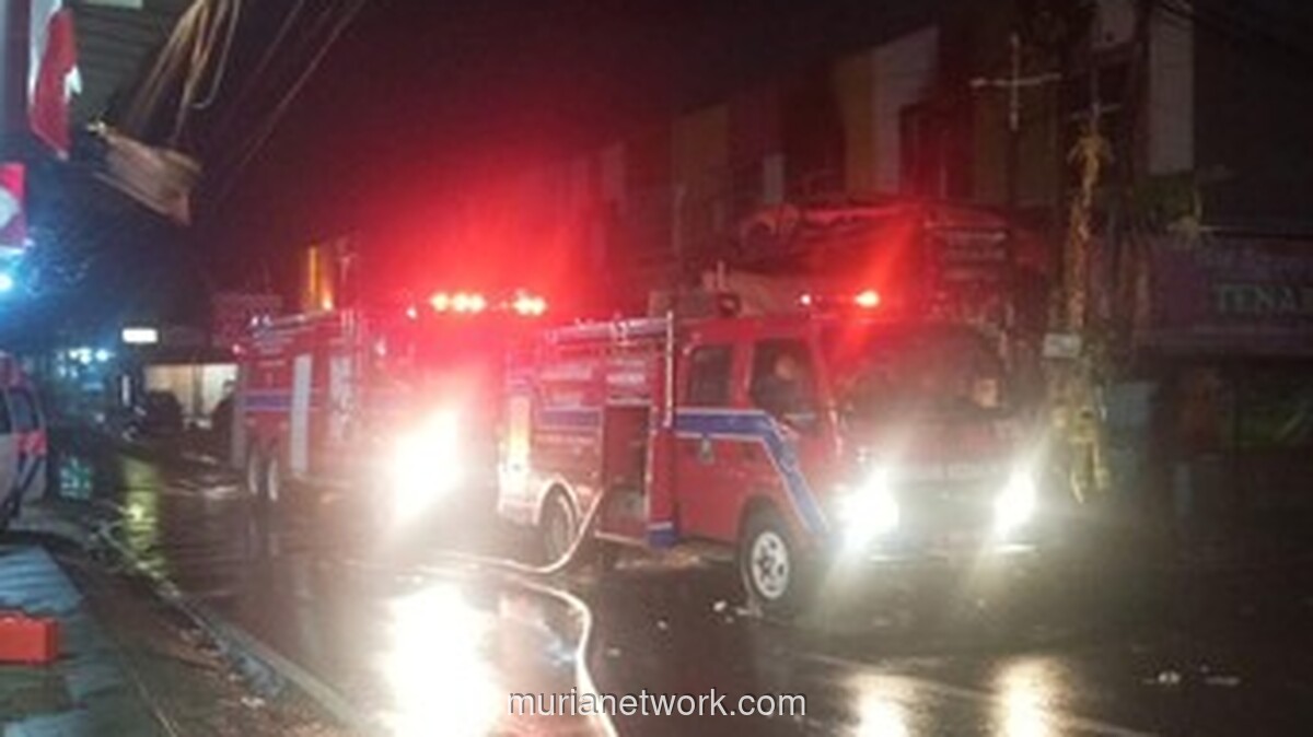 Si Jago Merah Lumat Gudang Dekorasi dan Empat Ruko Tekstil di Tangsel