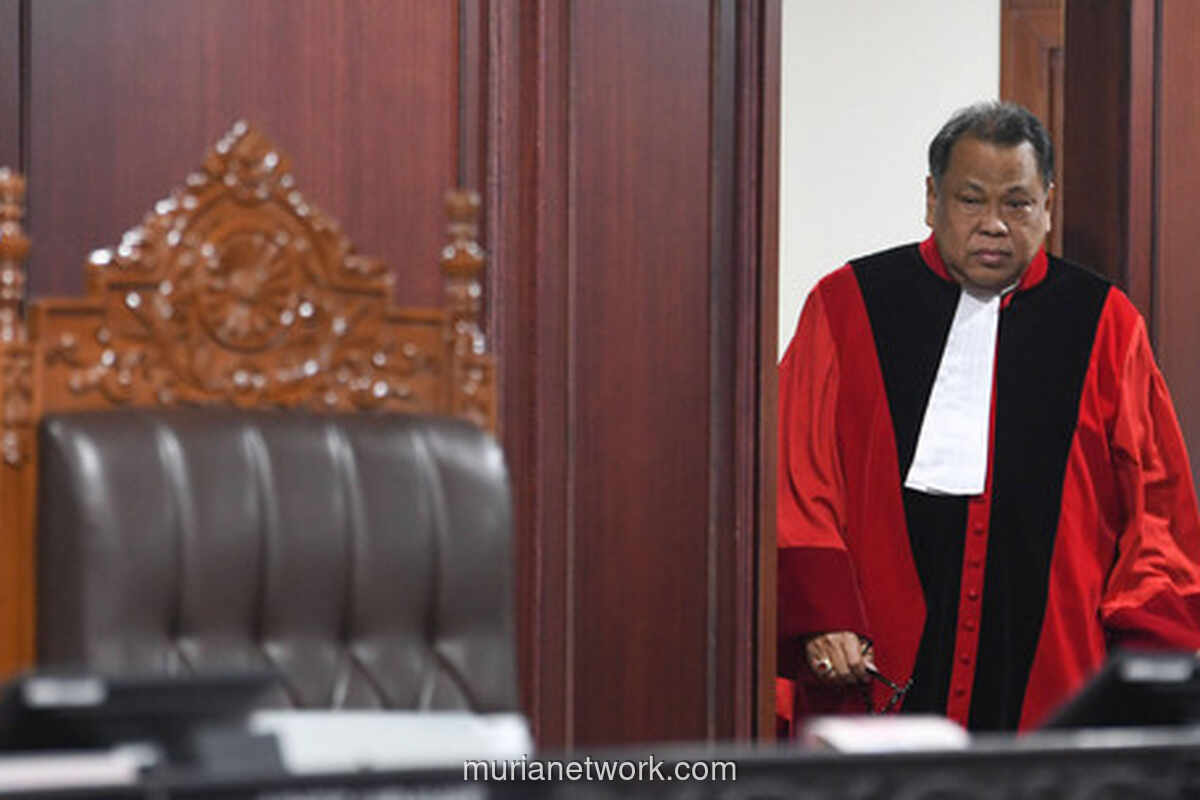 Era Arief Hidayat Berakhir, MK Gelar Wisuda Purnabakti untuk Sang Mantan Ketua