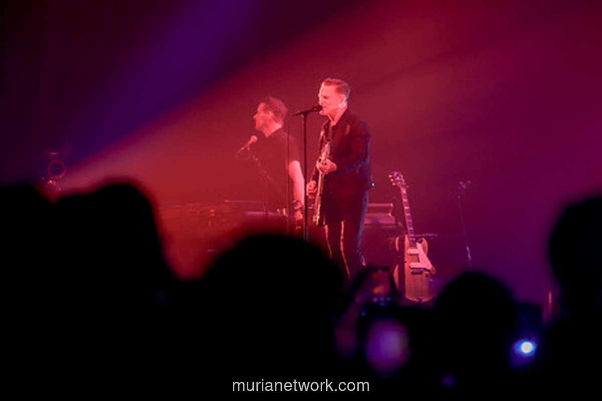 Setelah Sepuluh Tahun, Bryan Adams Hangatkan Jakarta dengan Nostalgia