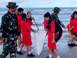 Seruan Prabowo di Pantai Kuta: TNI-Polri dan Pelajar Turun Tangan Bersihkan Sampah