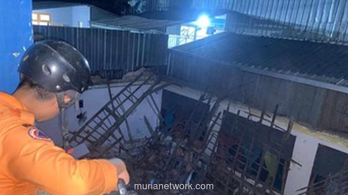 Atap Madrasah di Bogor Ambruk, Dua Ruang Kelas Luluh Lantak