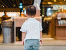 Bocah dengan Laptop Pecah Ditemukan Sendirian di Sleman