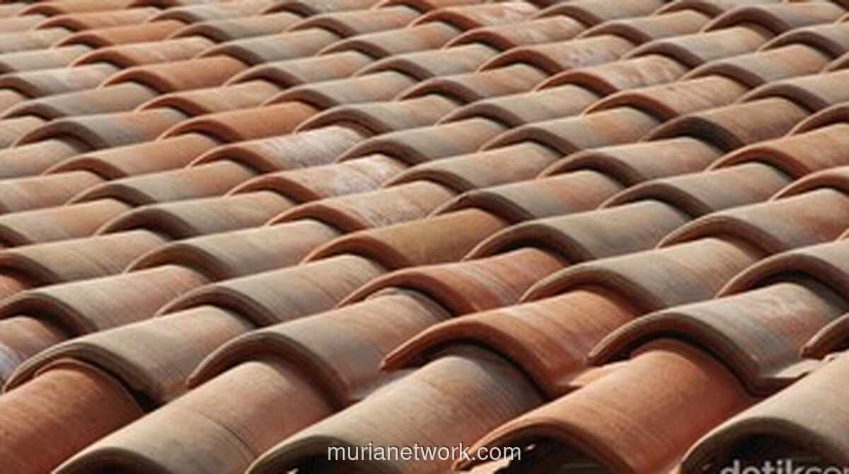 Gentengisasi: Dari Atap Rumah Hingga Kesehatan Bangsa