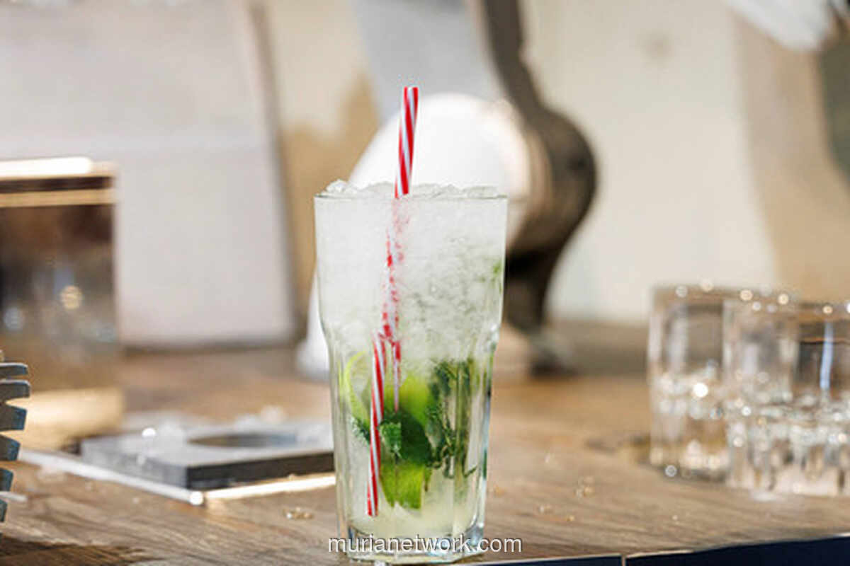 Koktail Berasap Berujung Tragis, Lambung Pria Ini Pecah Usai Teguk Nitrogen Cair