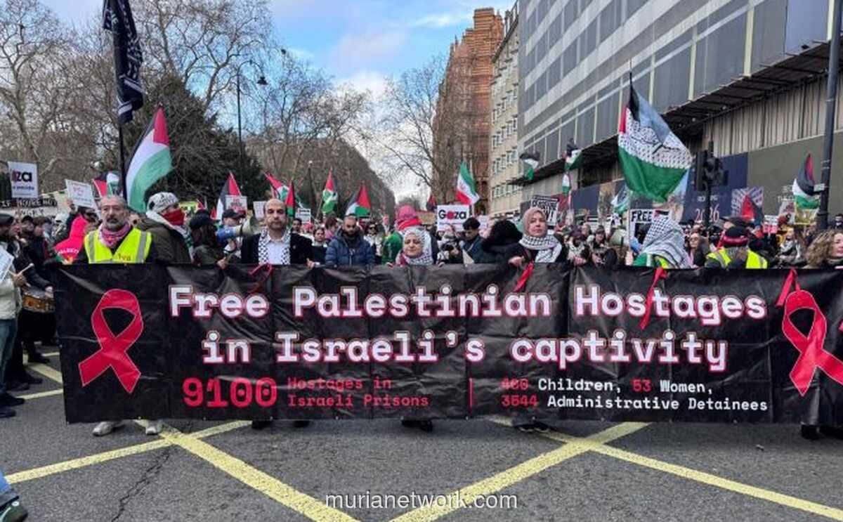 London Bergemuruh: Ratusan Ribu Serukan Akhir Pendudukan Palestina