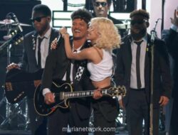 Rose BLACKPINK Pecahkan Rekor di Grammy 2026, Kolaborasi dengan Bruno Mars Guncang Panggung