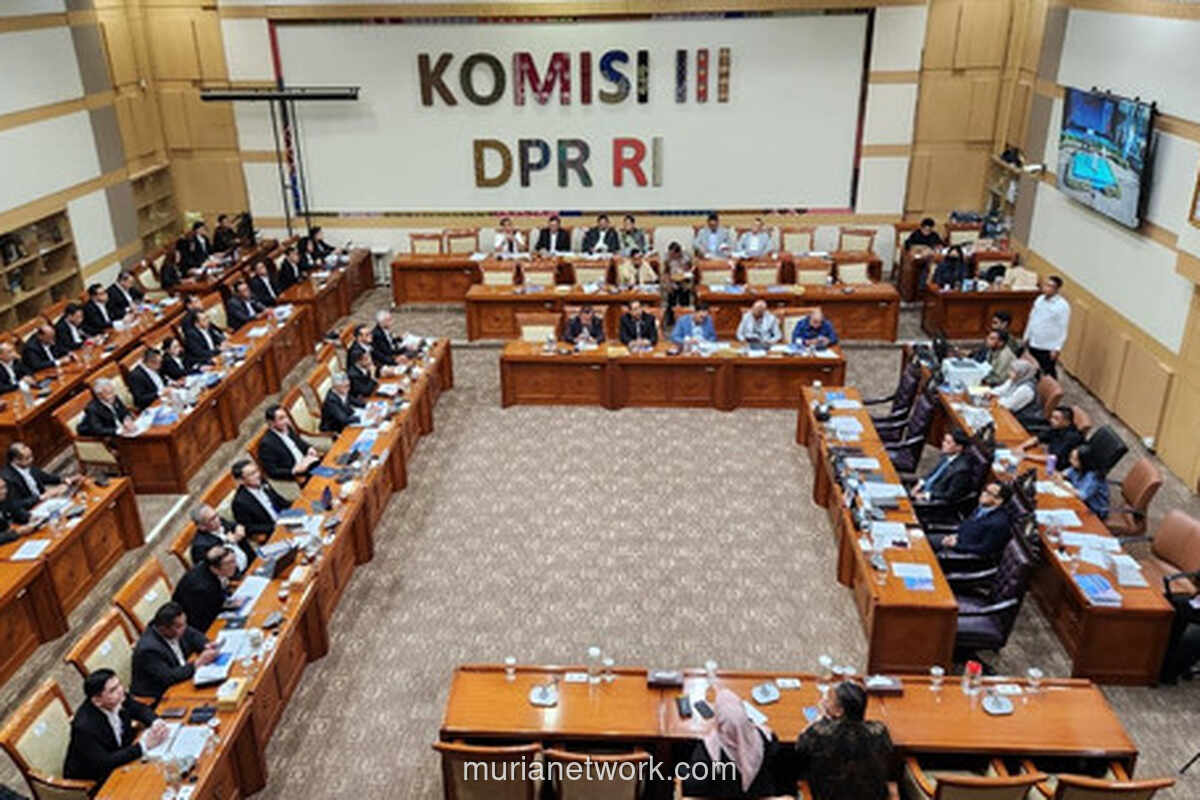 Anggota DPR Soroti Maraknya Gas Whip Pink di Kalangan Remaja