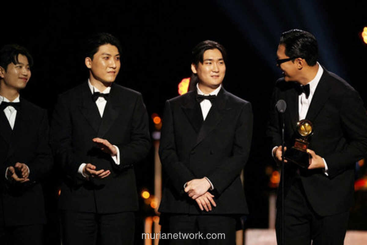 Golden Pecah Rekor, Lagu K-Pop Pertama yang Sabet Piala Grammy