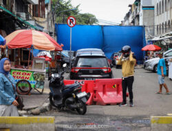 Tirai Biru di Sudut Kota Tua, Sinyal Film Hollywood Lagi Syuting