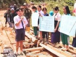Jalan Berlumpur, Suara Lantang: Bocah SMP di Perbatasan Tuntut Presiden Perbaiki Infrastruktur
