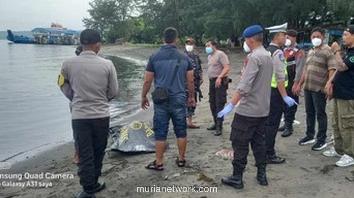 Jenazah Tanpa Identitas Ditemukan Saat Evakuasi Bangkai Kapal di Selat Bali