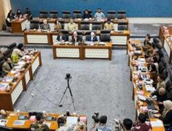 Ketua Komisi VII Soroti Menteri Pariwisata: Jawaban Harusnya di Rapat, Bukan di Medsos