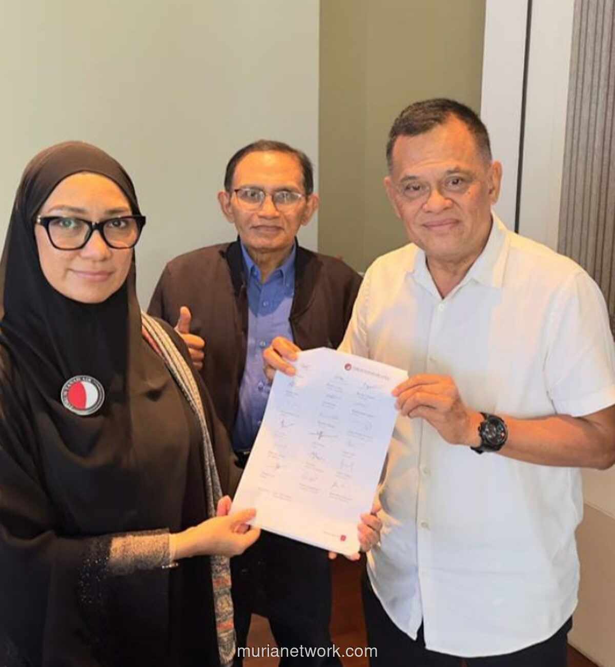 Diaspora Indonesia di 21 Negara Serukan Kapolri Diganti, Serahkan Tuntutan ke Gatot Nurmantyo