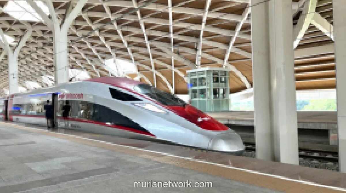 KCIC Sesuaikan Jadwal Kereta Cepat Whoosh untuk Dukung Pemindahan Kabel SUTT