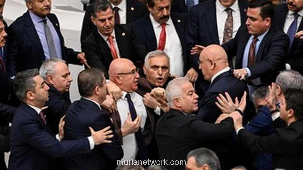 Parlemen Turki Ricuh Usai Penunjukan Kontroversial Jaksa Agung Istanbul