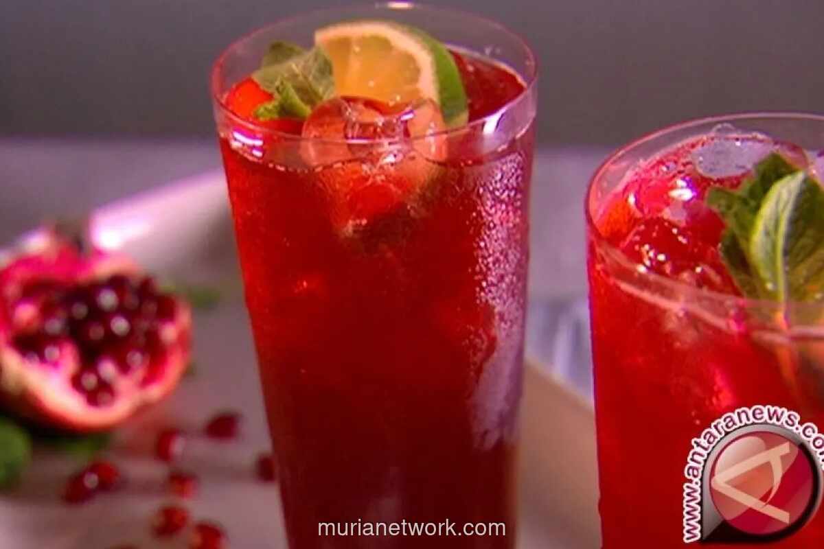 Ahli Gizi Rekomendasikan Jus Delima dan Teh Hijau untuk Turunkan Kolesterol Jahat
