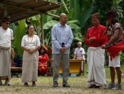 Sidang Adat Tuntaskan Kasus Candaan Pandji Pragiwaksono di Toraja