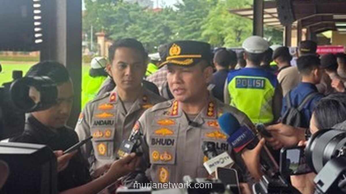 Polda Metro Jaya Kerahkan Ribuan Personel dengan Pendekatan Humanis untuk Amankan Unjuk Rasa