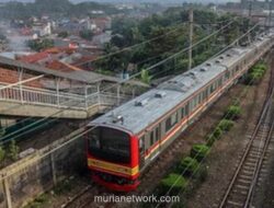 Gangguan Asap di Stasiun UP Hentikan Perjalanan KRL Jakarta-Bogor