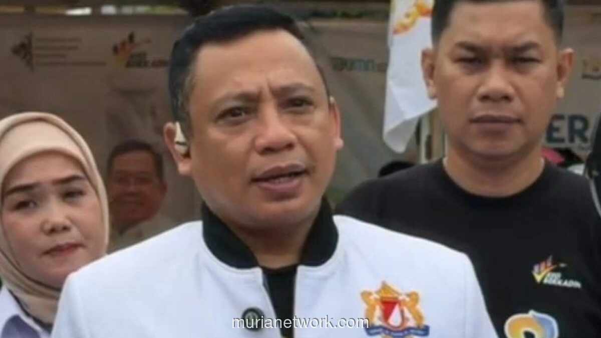 Kadin Sultra Bagikan 12.000 Paket Sembako Murah Jelang Ramadan