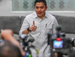 Seskab Tegaskan Anggaran Pendidikan Naik, Bantah Isu Dipangkas untuk Program Makan Gratis