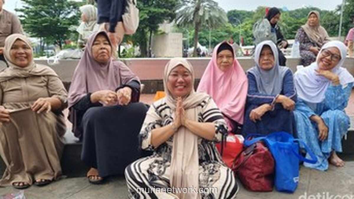 Istiqlal Ramai oleh Jamaah pada Tarawih Perdana Ramadan