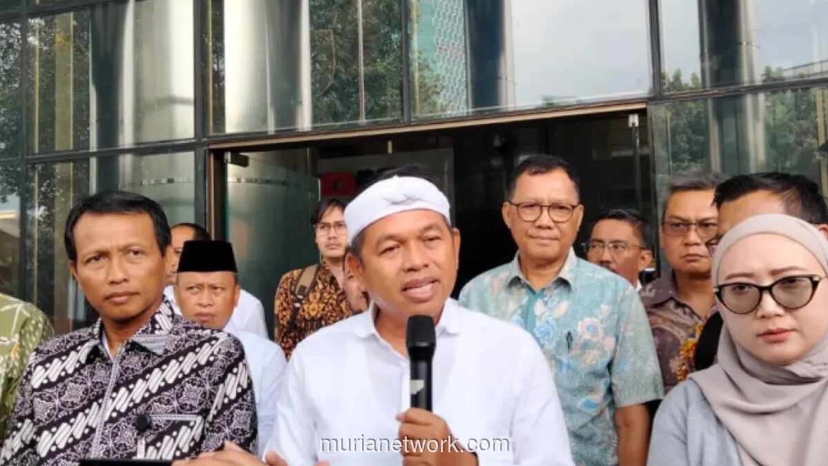 Survei: 95,5% Warga Jabar Puas dengan Dedi Mulyadi, Pengamat Ingatkan Bahaya Kultus