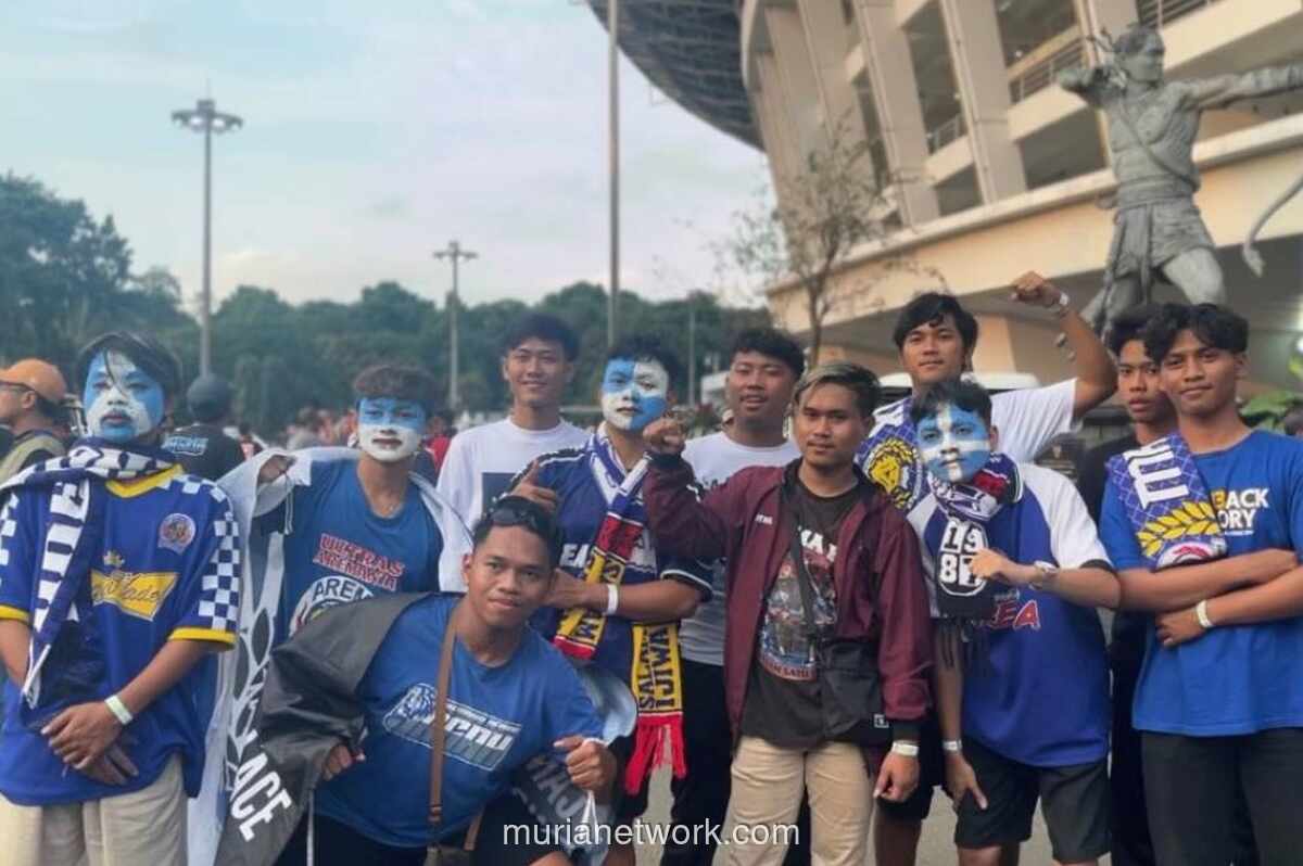 Ribuan Aremania Serbu SUGBK, Sambutan Hangat Jakmania Warna Laga Persija vs Arema