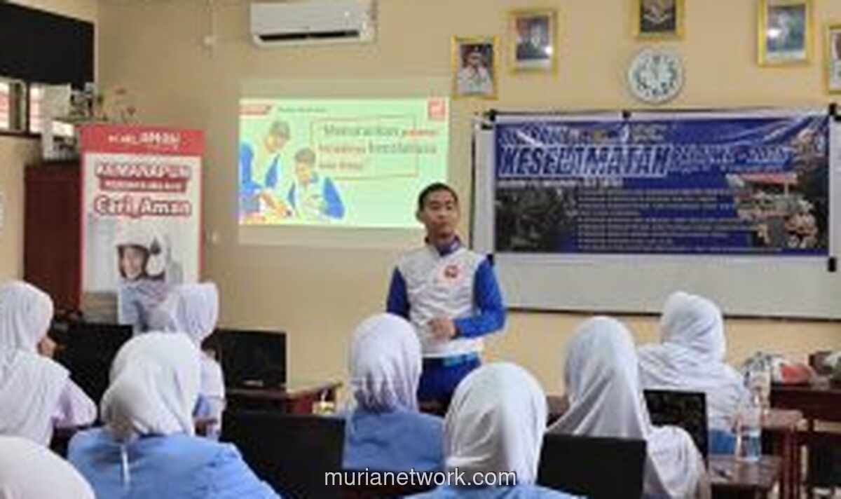 Astra Motor Sulsel dan Polres Parepare Edukasi Siswa SMAN 5 Soal Safety Riding