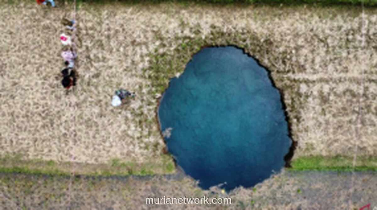 Badan Geologi Temukan Sinkhole Langka di Material Vulkanik Sumatra Barat