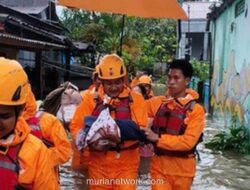 Banjir Makassar Paksa 545 Warga Mengungsi ke Masjid dan Sekolah