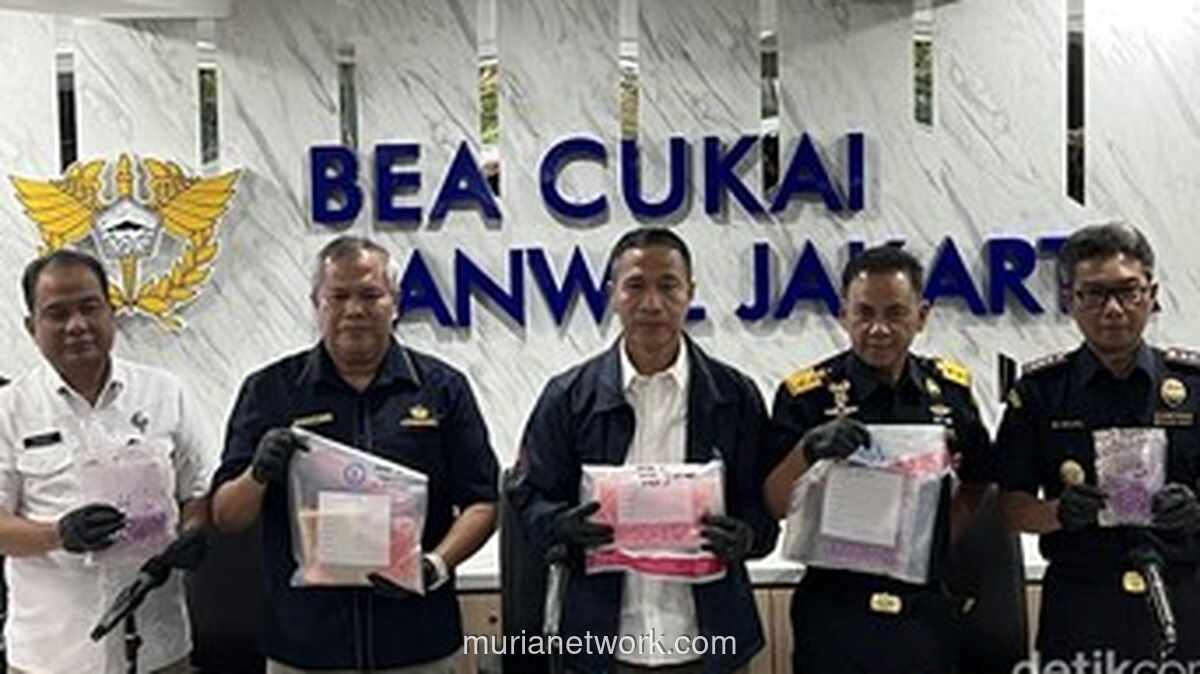 Bea Cukai dan BNN Gagalkan Penyelundupan Ribuan Pil Ekstasi Berkedok Gaun Pengantin