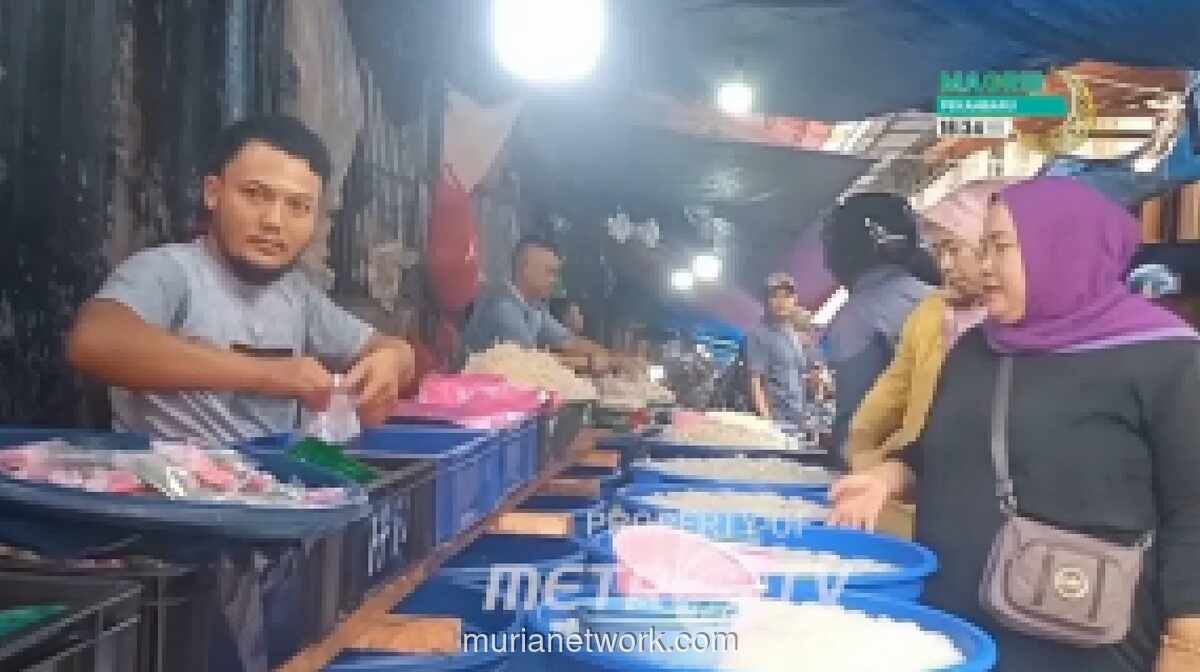 Ramadan Pacu Omzet Pedagang Takjil, Naik Hingga Dua Kali Lipat